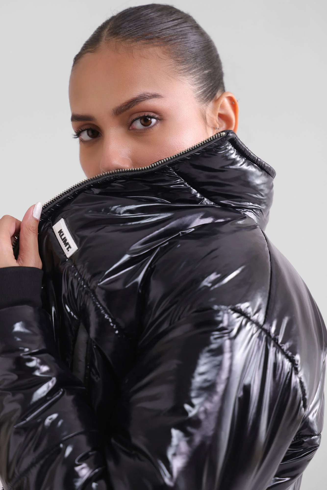 Cropped Puffer Jacket - 2 Colours - Image 14